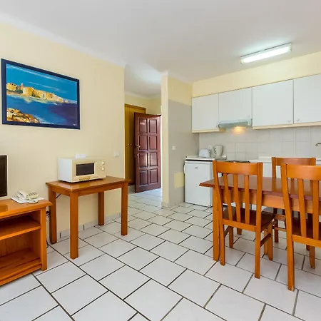 Club Ouratlantico Ξενοδοχείο με διαμερίσματα 3*